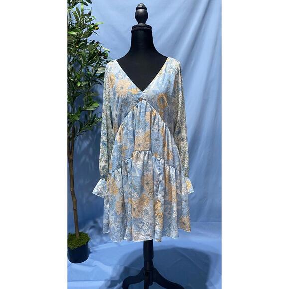 J. Crew Dresses & Skirts - J. Crew Floral Long Sleeve Swing Dress Blue Floral Excellent Like New 6